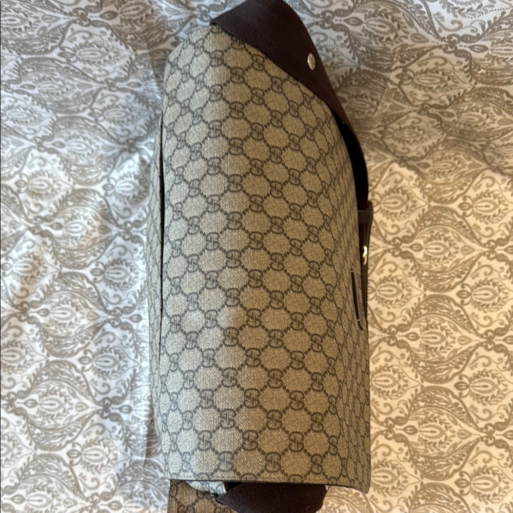 Gucci Supreme Canvas Diaper Bag - Picture 4 of 15